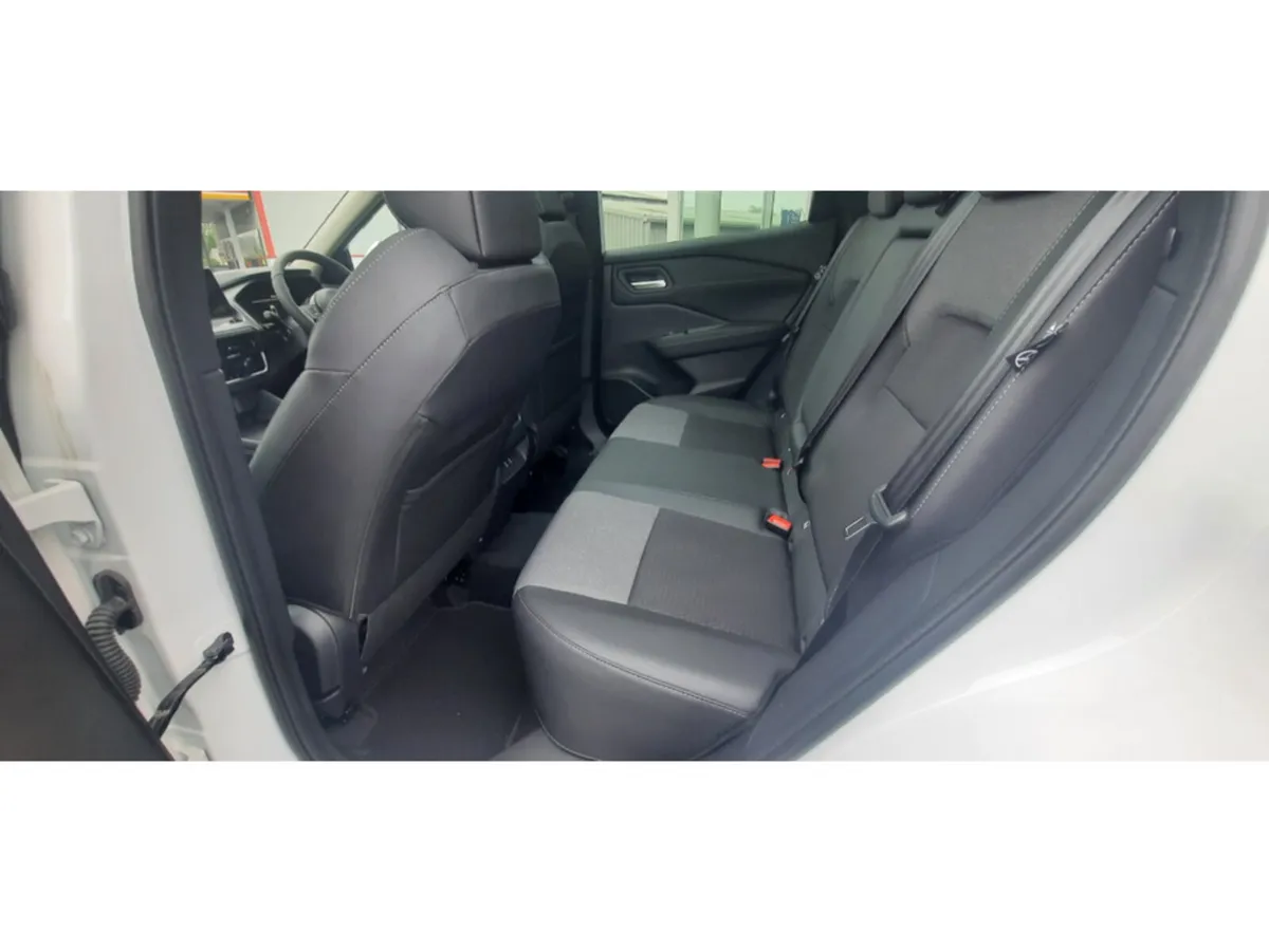 Nissan Qashqai MPV, Petrol Hybrid, 2026, White