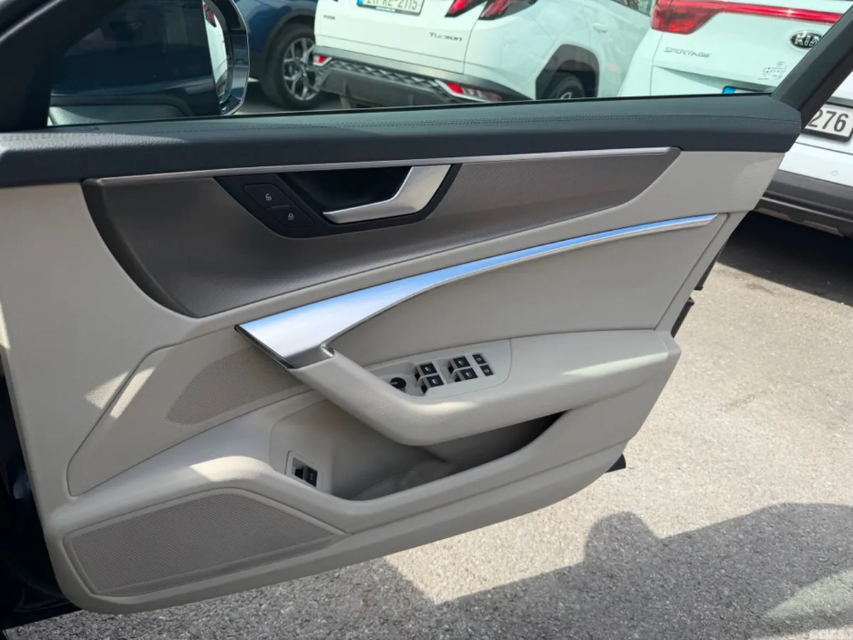 Audi A6 Saloon, Diesel, 2019, Blue