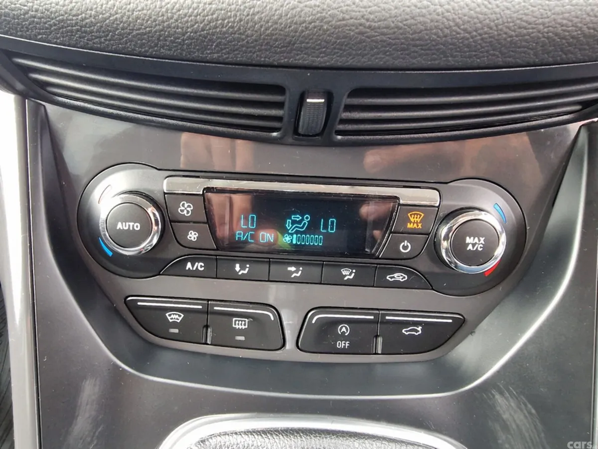 Ford Kuga SUV, Diesel, 2016, Red