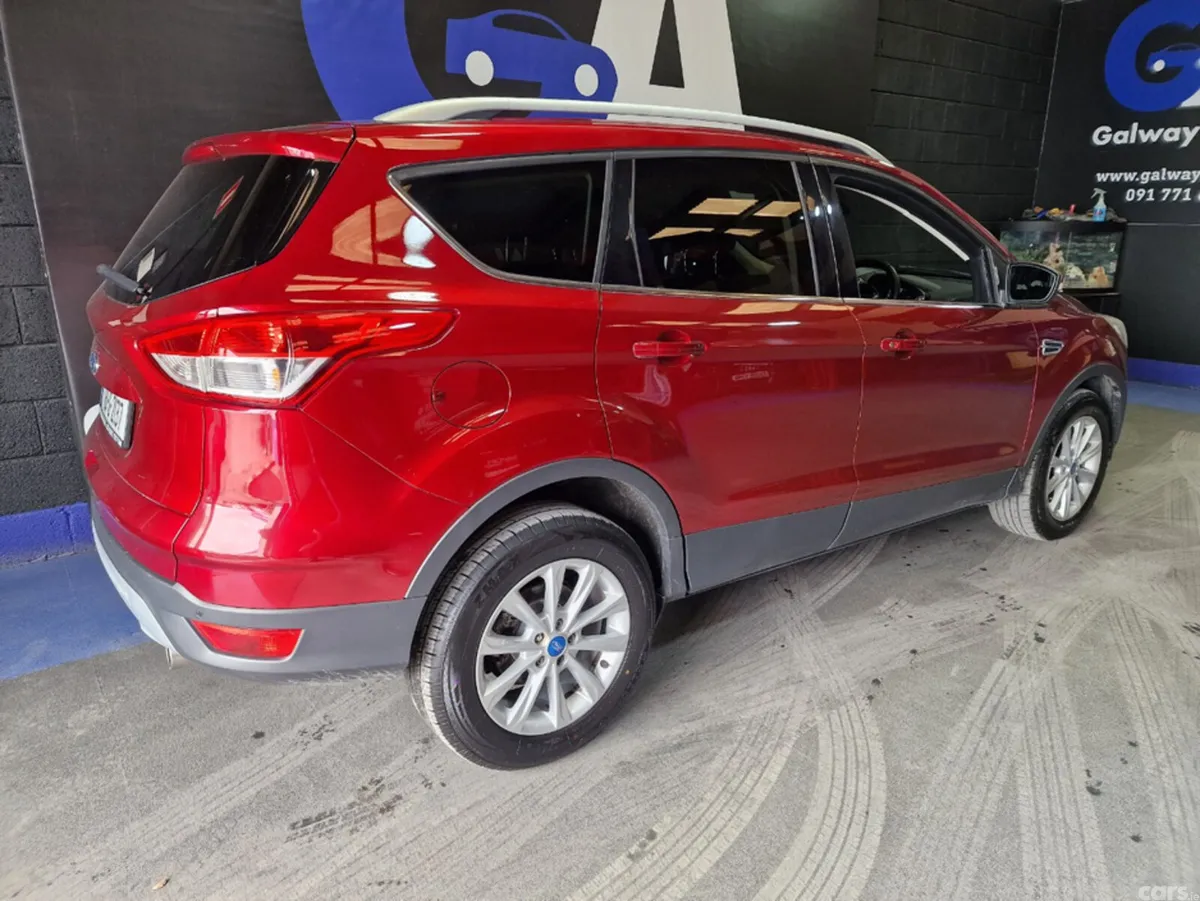 Ford Kuga SUV, Diesel, 2016, Red