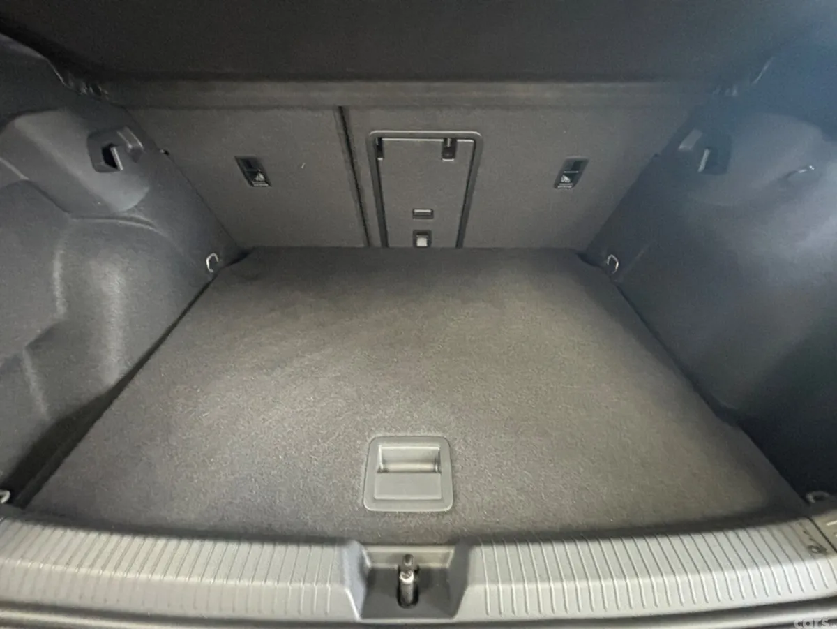 Volkswagen Golf Hatchback, Petrol, 2023, Grey