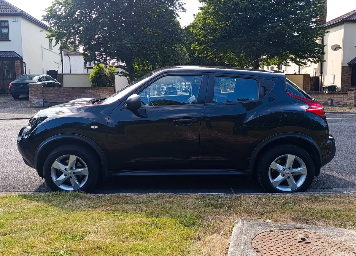 Nissan Juke SUV, Petrol, 2012, Black