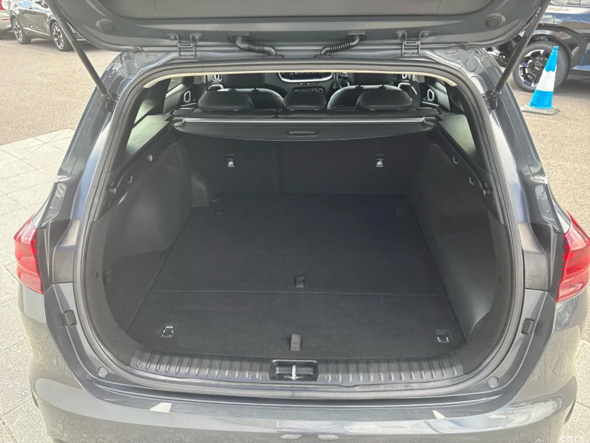 Kia Ceed Estate, Petrol Plug-in Hybrid, 2022, Grey