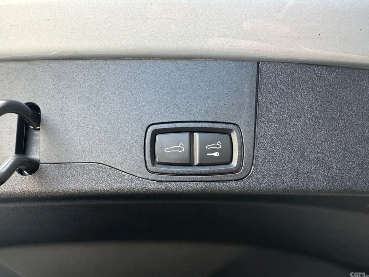 Porsche Taycan Estate, Electric, 2023, Silver