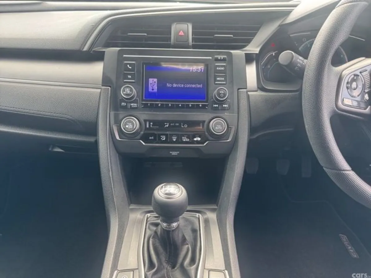 Honda Civic Hatchback, Diesel, 2019, Grey