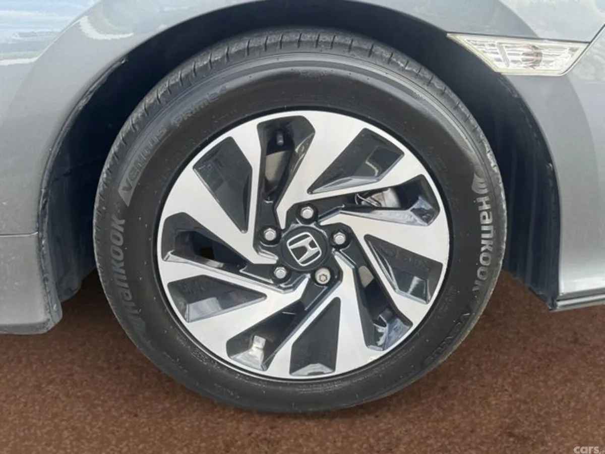 Honda Civic Hatchback, Diesel, 2019, Grey