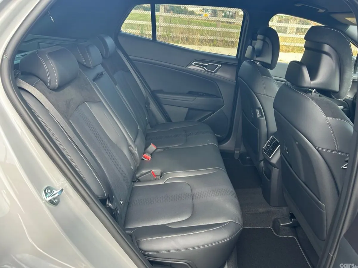 Kia Sportage SUV, Diesel, 2027, Grey