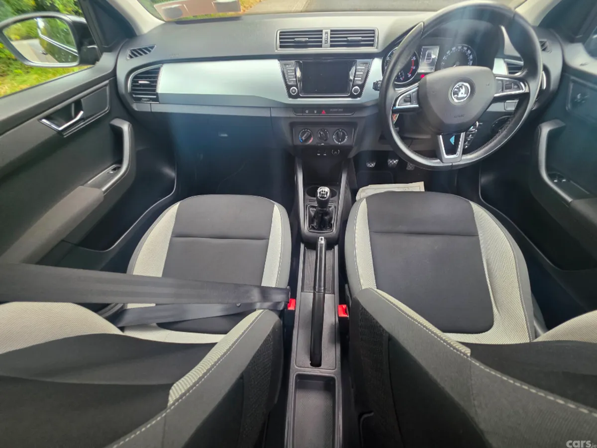Skoda Fabia Hatchback, Petrol, 2017, Black