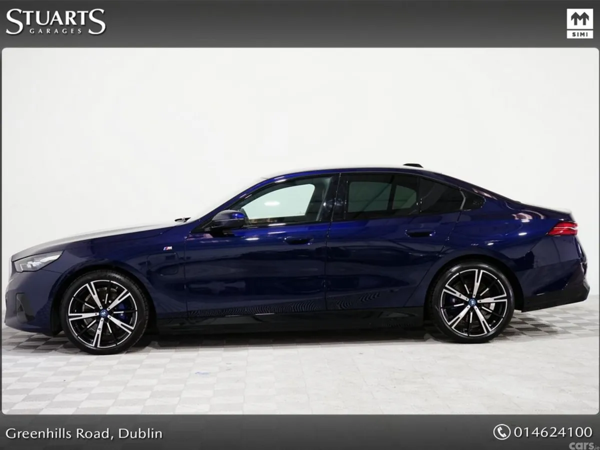 BMW 5-Series Saloon, Petrol Plug-in Hybrid, 2026, Blue