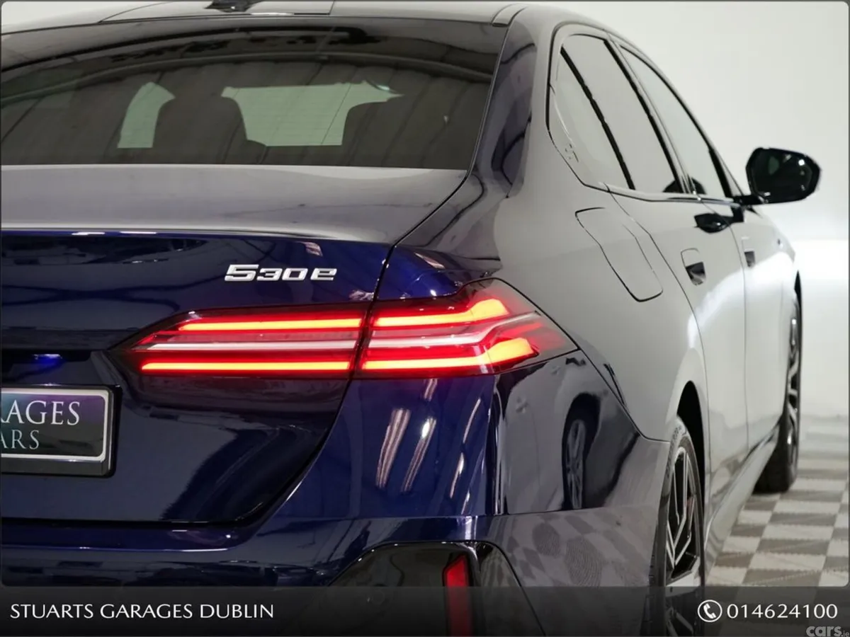 BMW 5-Series Saloon, Petrol Plug-in Hybrid, 2026, Blue