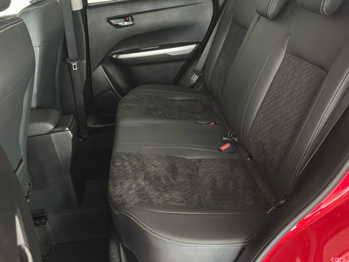 Suzuki Vitara Hatchback, Petrol, 2023, Red