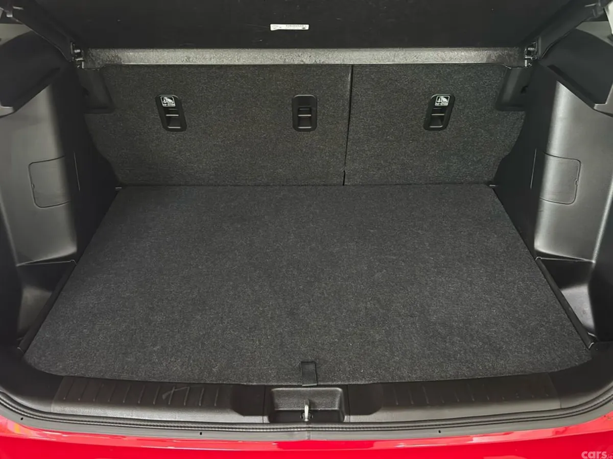 Suzuki Vitara Hatchback, Petrol, 2023, Red