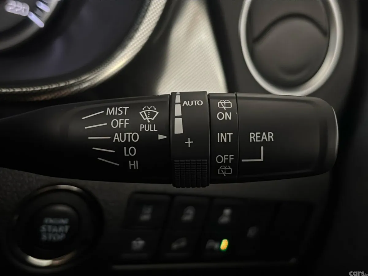 Suzuki Vitara Hatchback, Petrol, 2023, Red