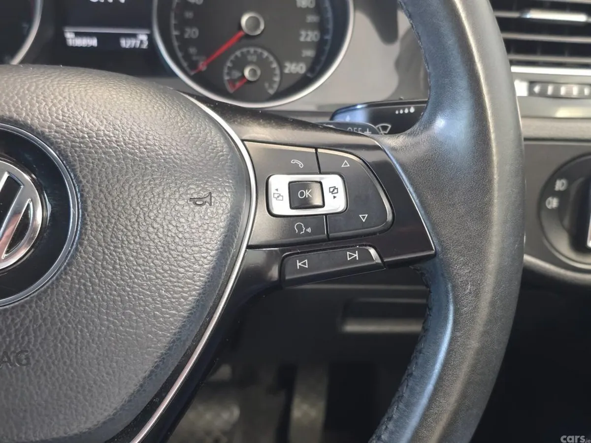 Volkswagen Golf Hatchback, Petrol, 2018, White