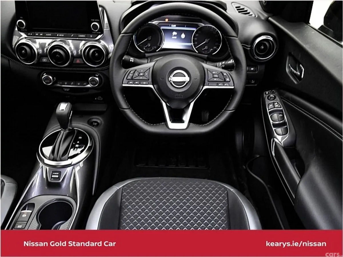 Nissan Juke SUV, Petrol Hybrid, 2024, Silver