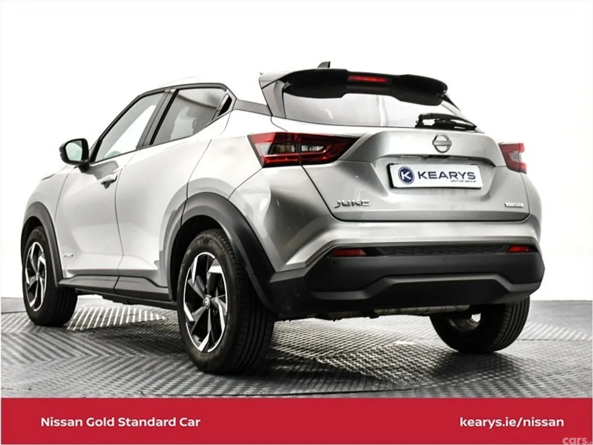 Nissan Juke SUV, Petrol Hybrid, 2024, Silver