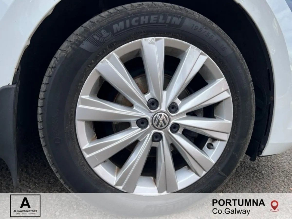 Volkswagen Polo Hatchback, Petrol, 2020, White