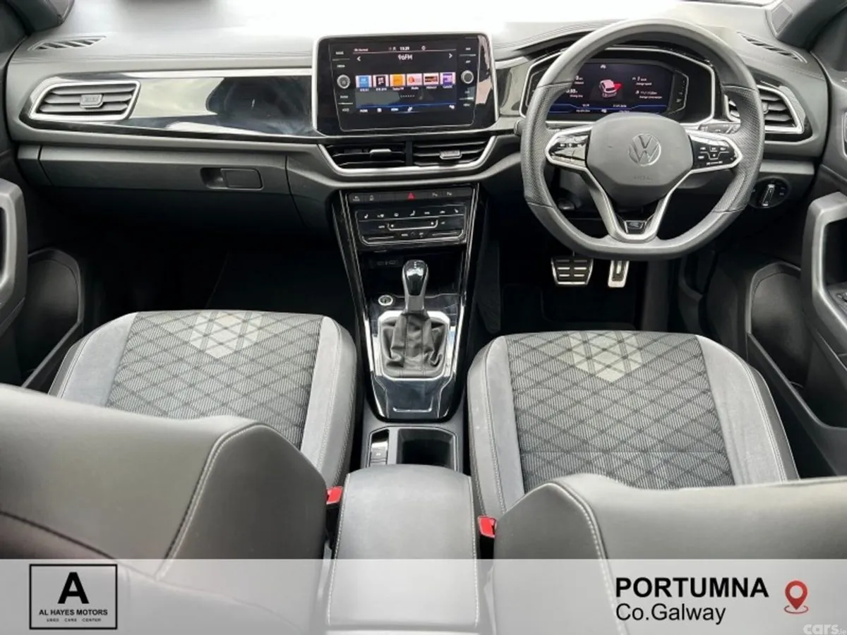 Volkswagen T-Roc SUV, Petrol, 2023, Blue