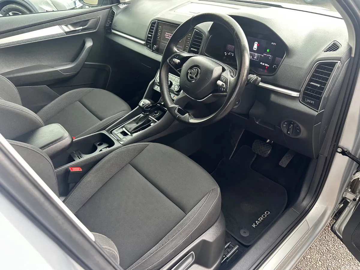 Skoda Karoq SUV, Diesel, 2023, Silver