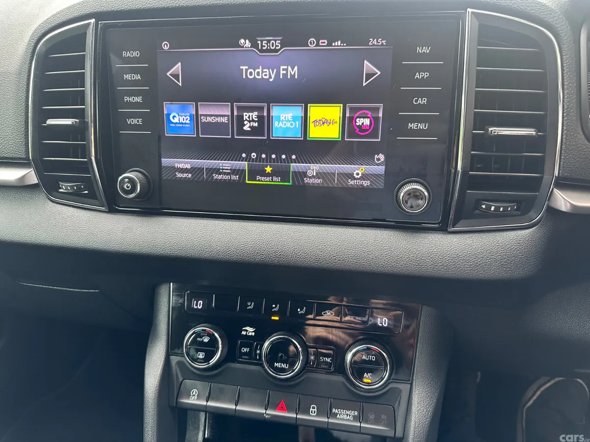 Skoda Karoq SUV, Diesel, 2023, Silver