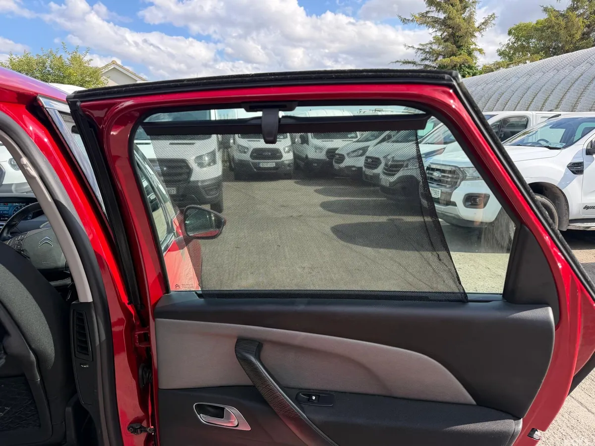 Citroen C4 Picasso MPV, Diesel, 2013, Red