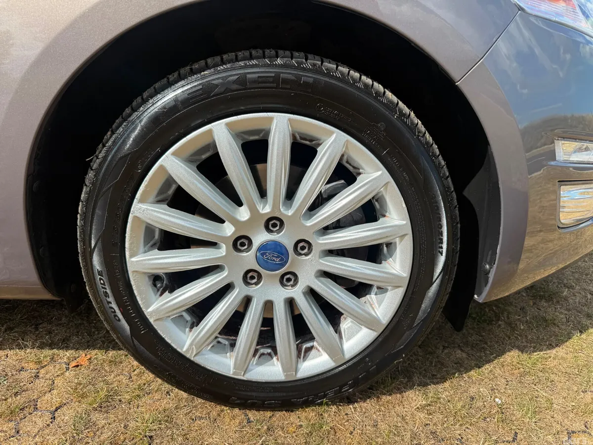 Ford Mondeo Hatchback, Diesel, 2014, Grey