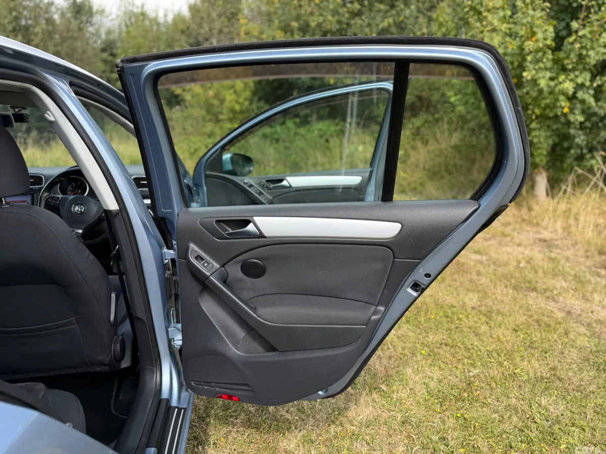 Volkswagen Golf Hatchback, Petrol, 2012, Blue