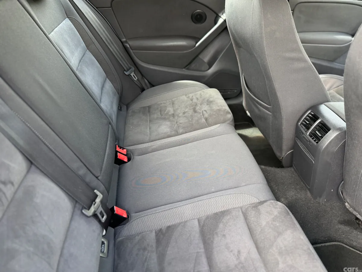 Volkswagen Golf Hatchback, Petrol, 2012, Blue