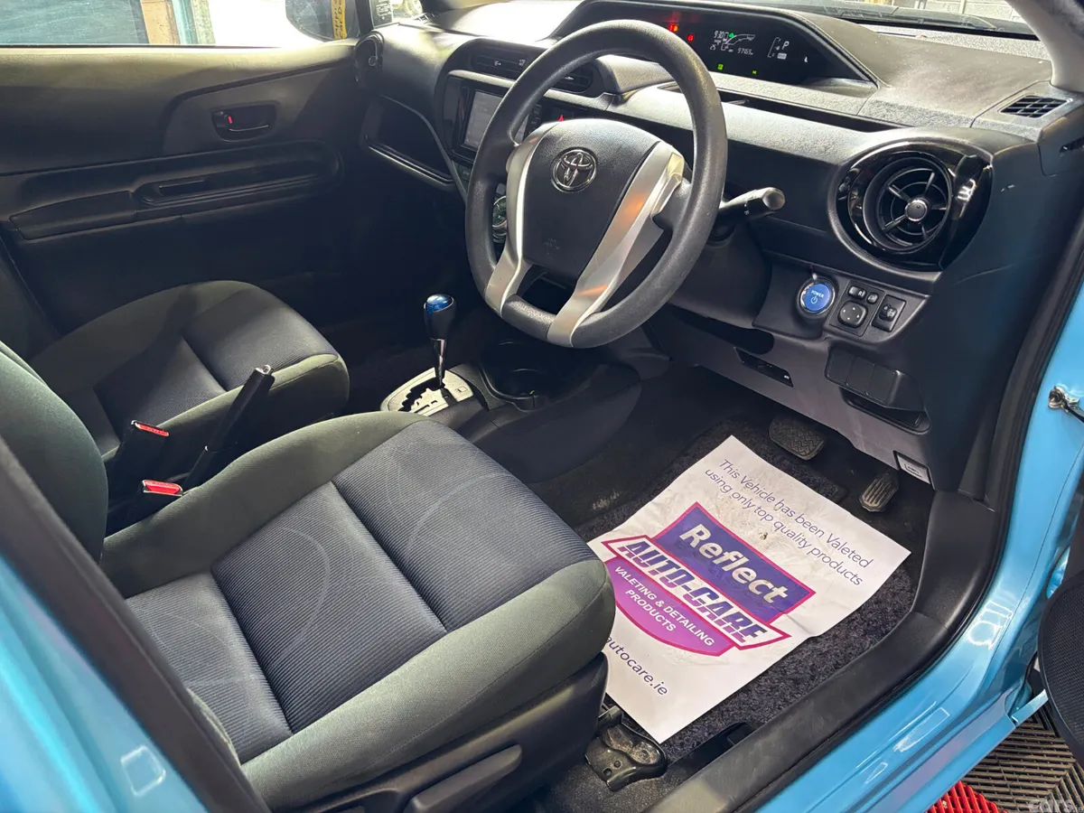 Toyota Aqua Hatchback, Petrol Hybrid, 2017, Blue