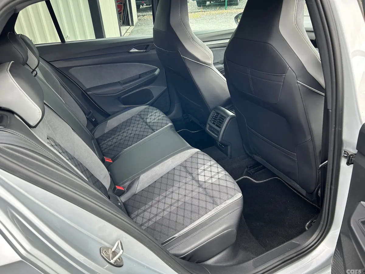 Volkswagen Golf Hatchback, Diesel, 2020, Silver