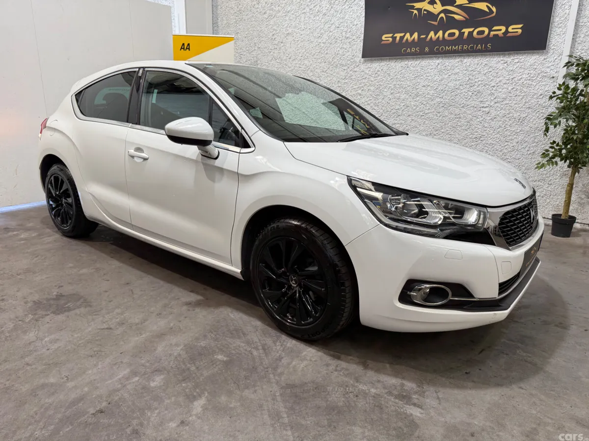 DS Automobiles DS 4 Hatchback, Petrol, 2016, White