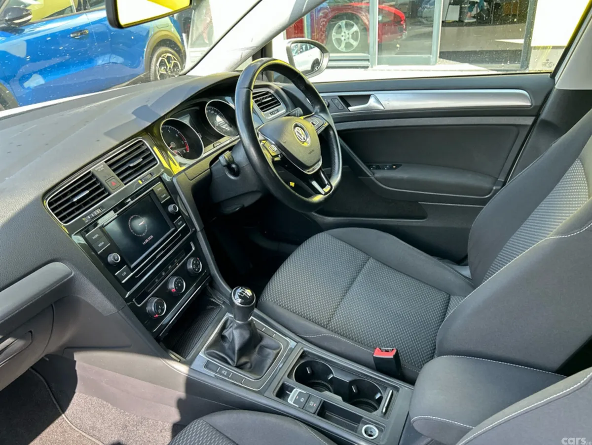 Volkswagen Golf Hatchback, Petrol, 2021, White