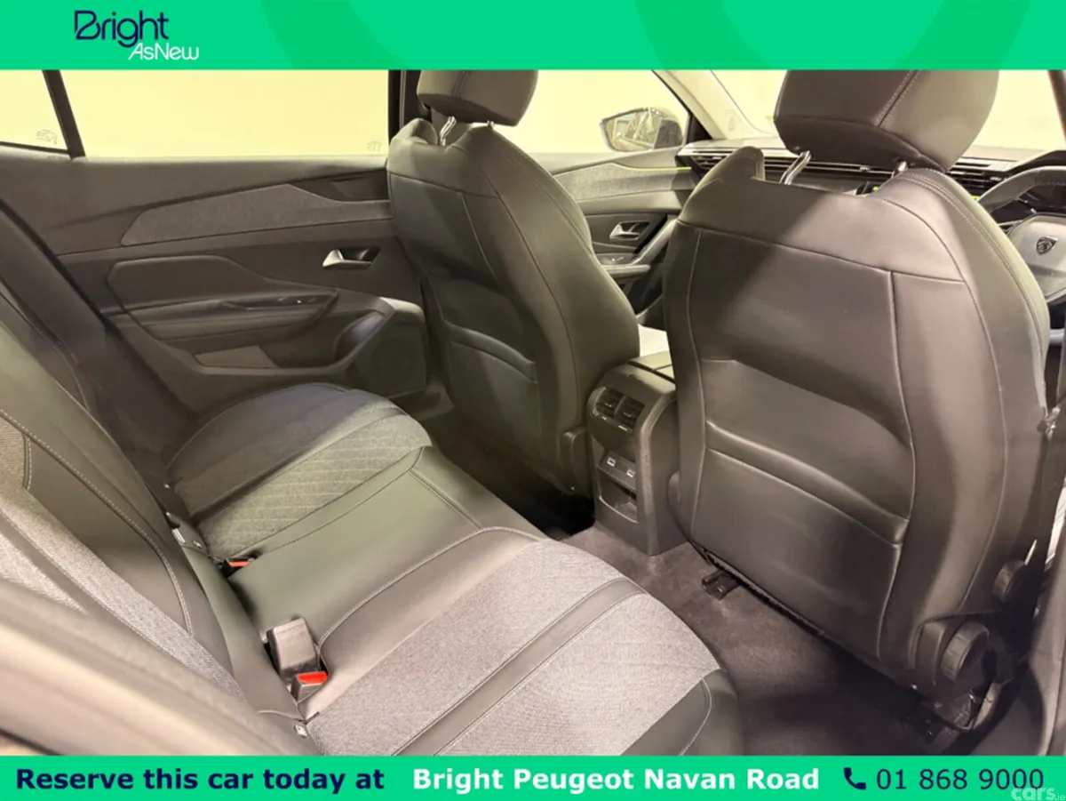 Peugeot 408 Hatchback, Petrol, 2023, Black