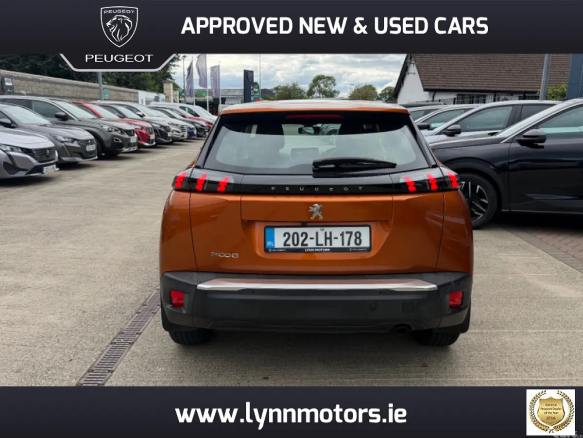 Peugeot 2008 MPV, Petrol, 2020, Orange