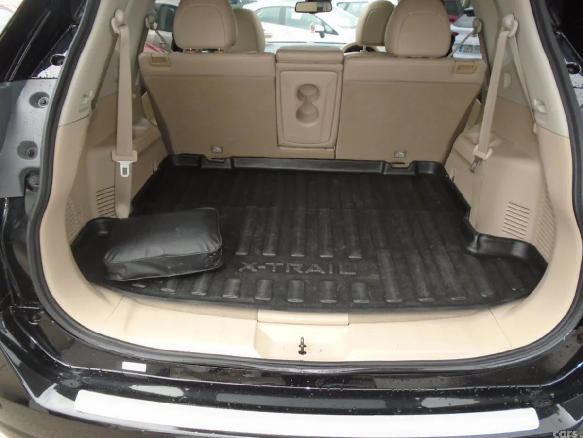 Nissan X-Trail Estate, Diesel, 2016, Black