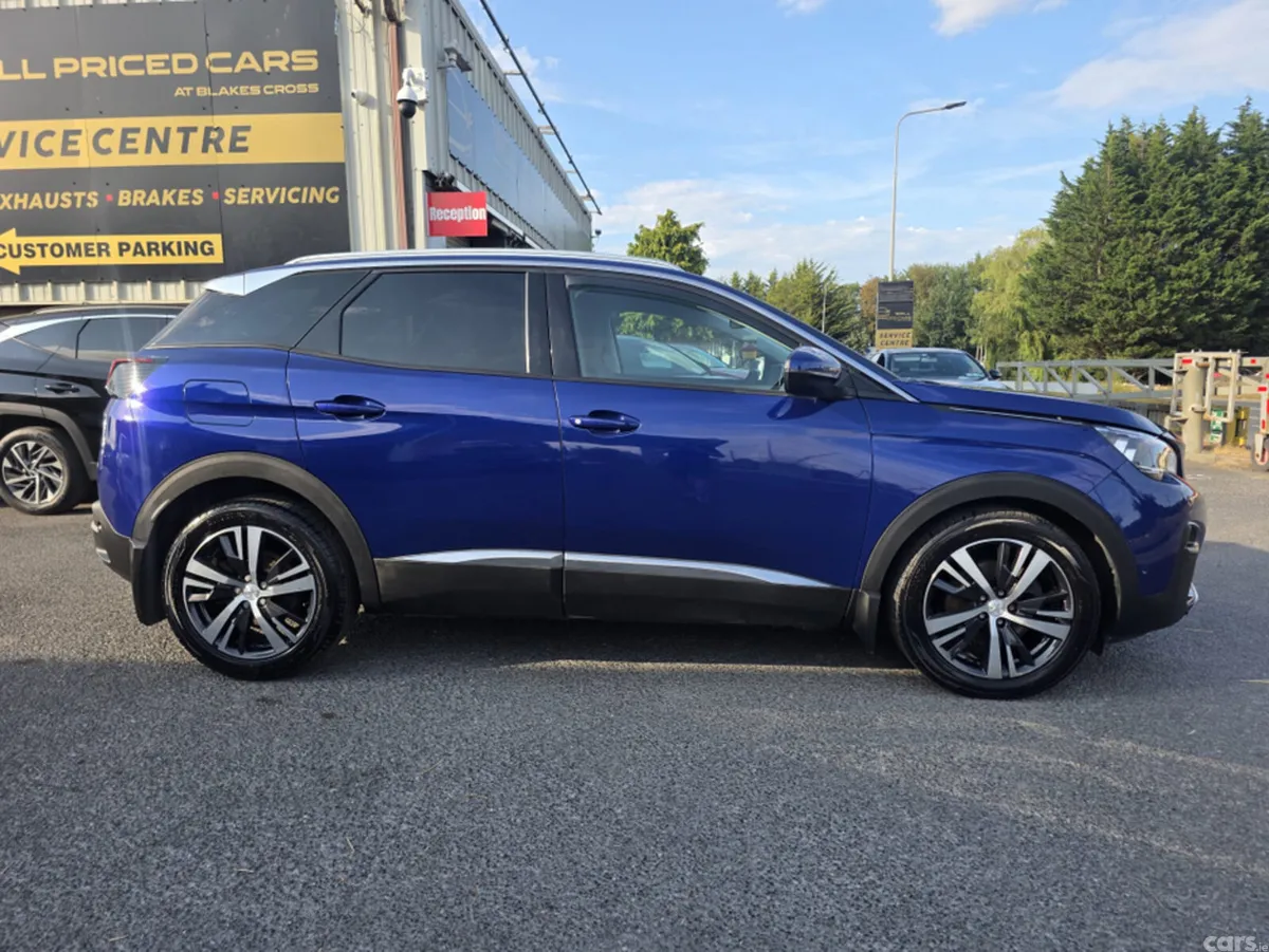 Peugeot 3008 MPV, Diesel, 2020, Blue