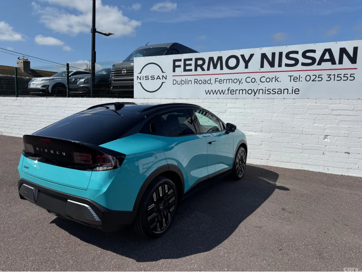 Nissan Leaf Hatchback, Electric, 2027, Blue