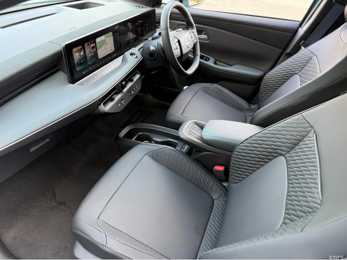 Nissan Leaf Hatchback, Electric, 2027, Blue