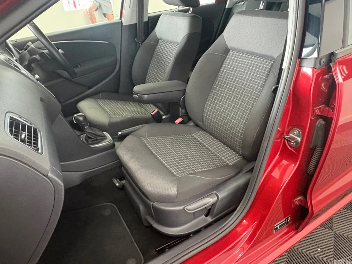 Volkswagen Polo Hatchback, Petrol, 2015, Orange