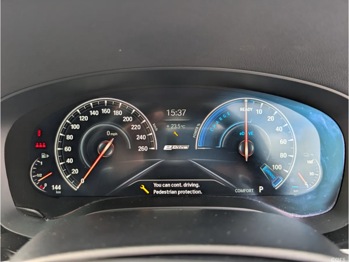 BMW 5-Series Saloon, Petrol Plug-in Hybrid, 2018, Blue
