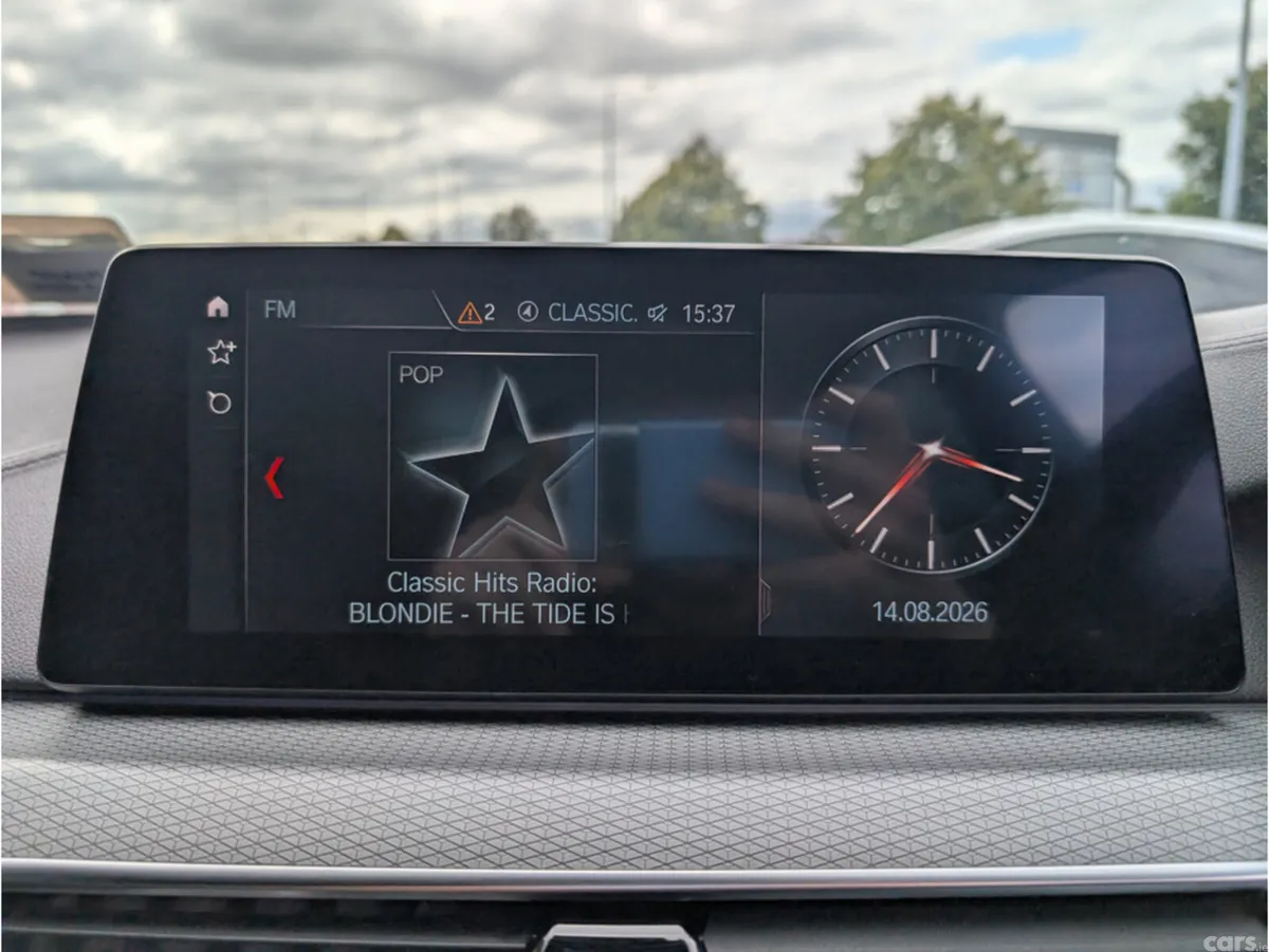 BMW 5-Series Saloon, Petrol Plug-in Hybrid, 2018, Blue