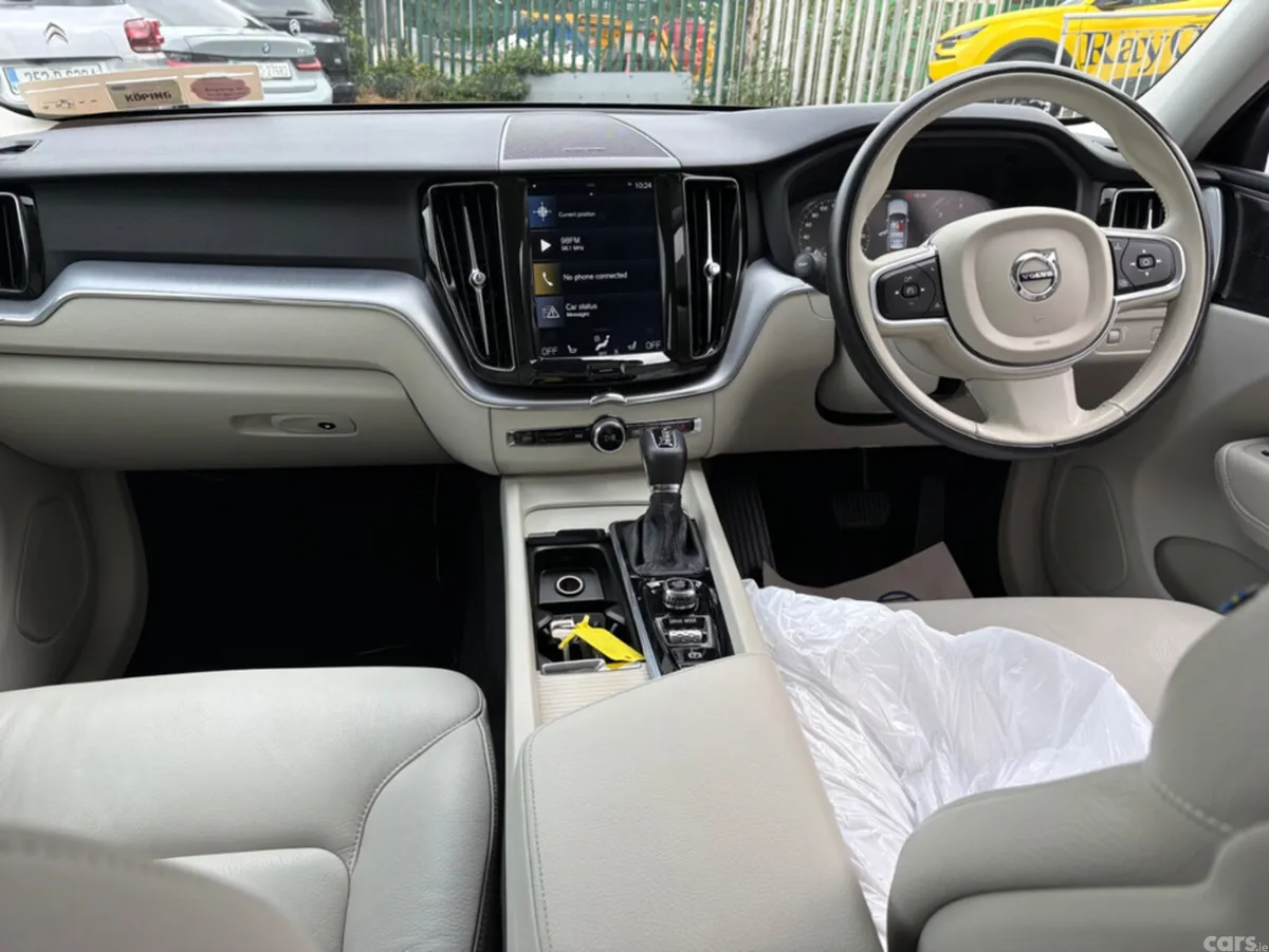Volvo XC60 SUV, Diesel, 2020, Black