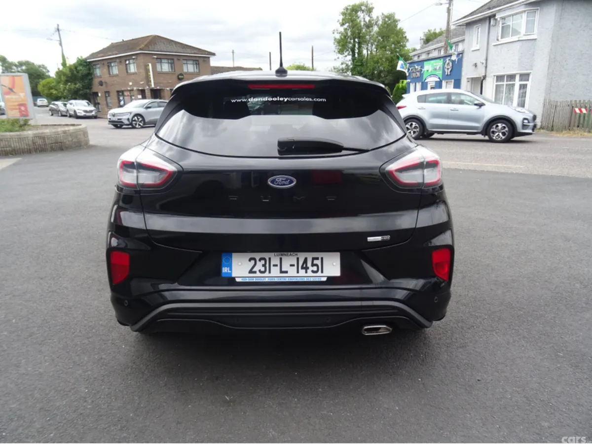 Ford Puma MPV, Petrol Hybrid, 2023, Black