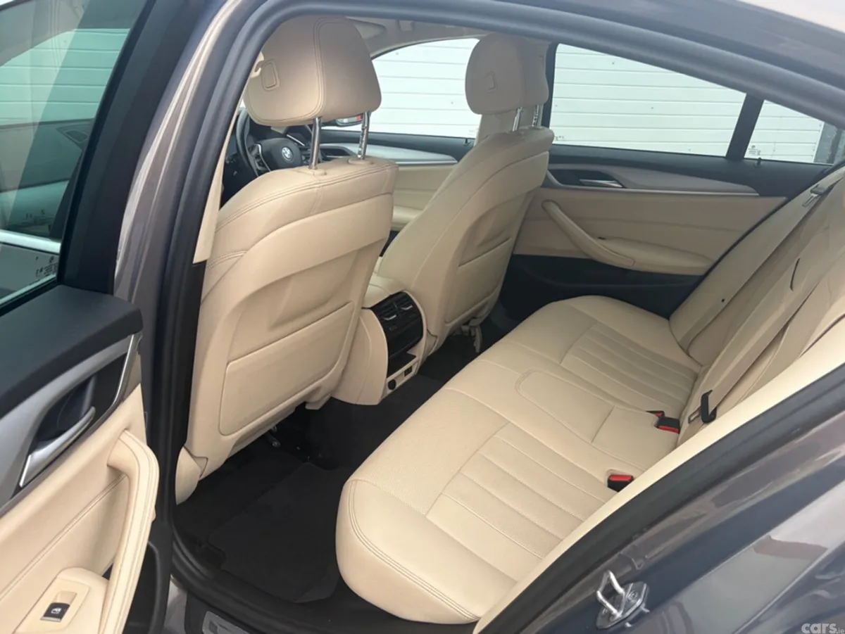 BMW 5-Series Saloon, Petrol Plug-in Hybrid, 2023, Grey