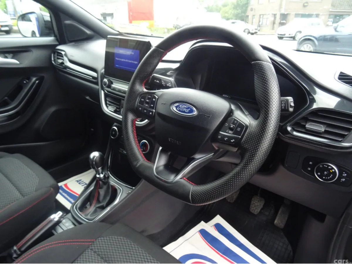 Ford Puma MPV, Petrol Hybrid, 2023, Black