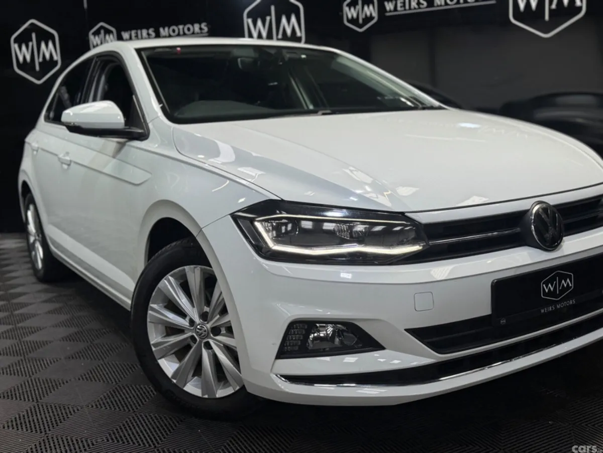 Volkswagen Polo Hatchback, Petrol, 2018, White