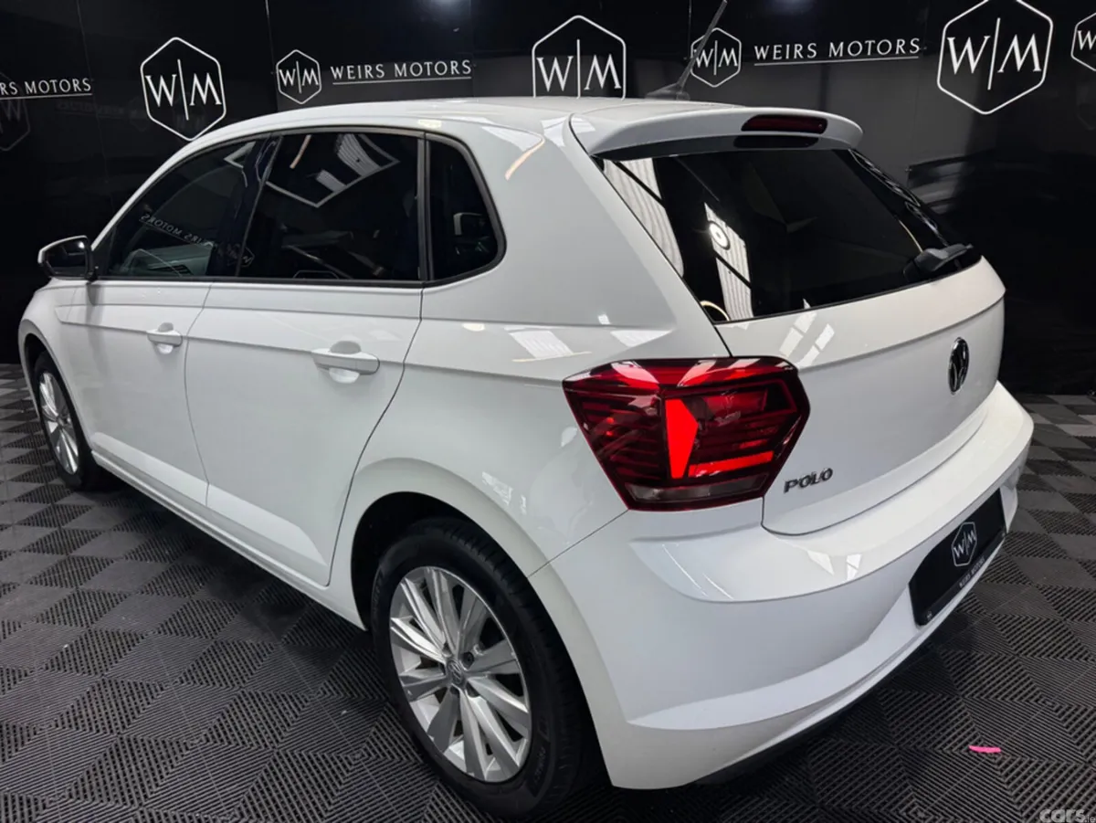 Volkswagen Polo Hatchback, Petrol, 2018, White