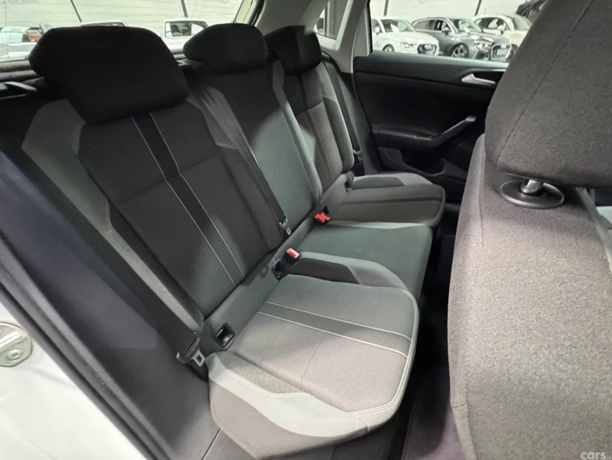 Volkswagen Polo Hatchback, Petrol, 2018, White
