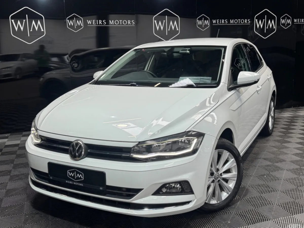 Volkswagen Polo Hatchback, Petrol, 2018, White