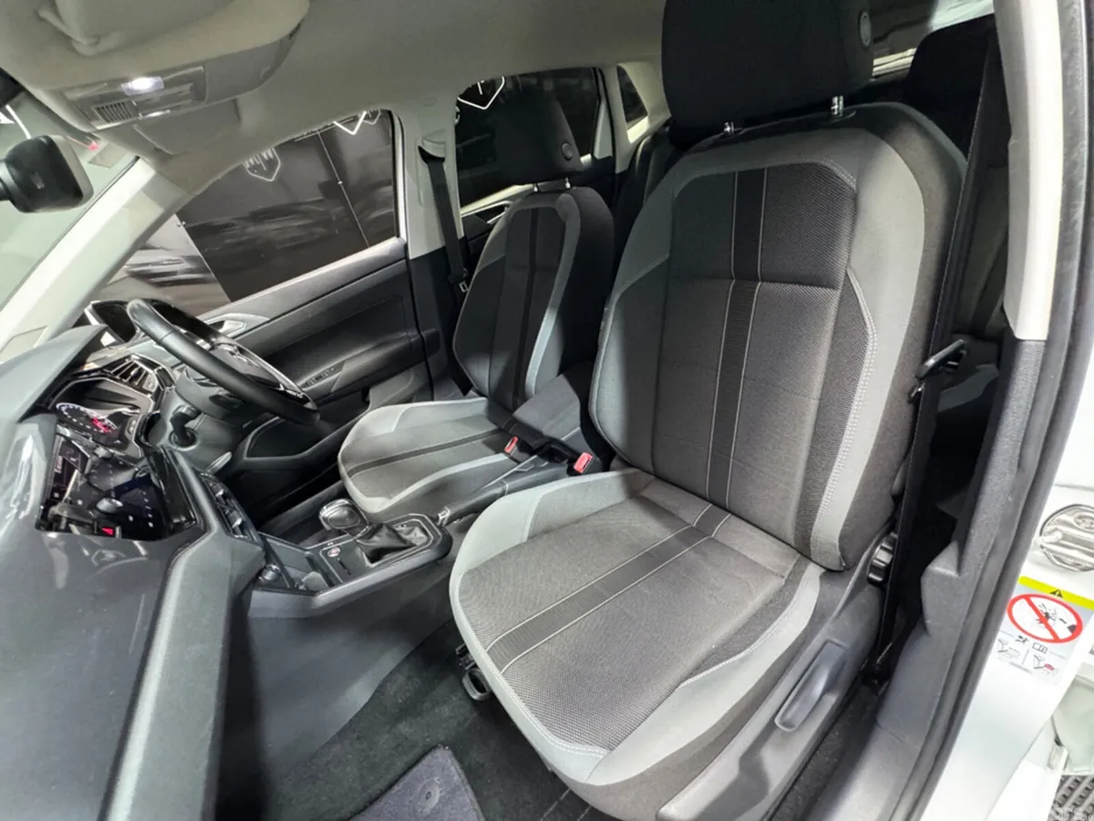 Volkswagen Polo Hatchback, Petrol, 2018, White
